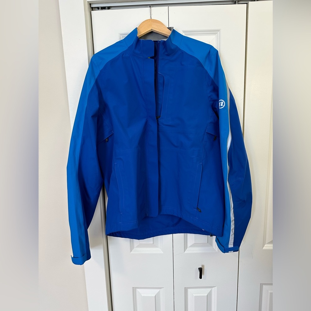 Novara Cycling jacket. Perfect condition! Plenty of pockets,Waterproof layer